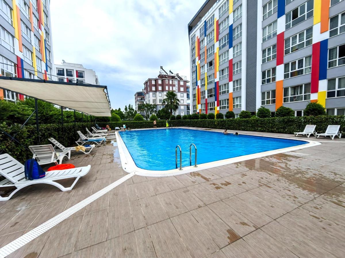 Selin'S Apartment With Pool View Antalya Exterior photo